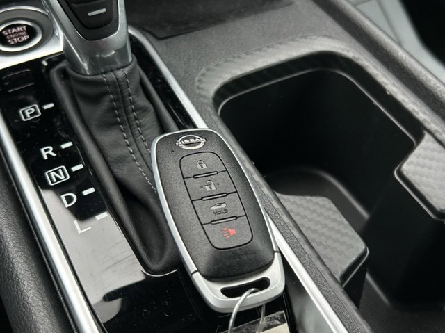 Used 2025 Nissan Sentra SV FWD image 37