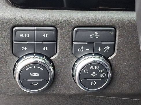 Used 2023 GMC Sierra 1500 Elevation w/ Preferred Package AWD/4WD image 25