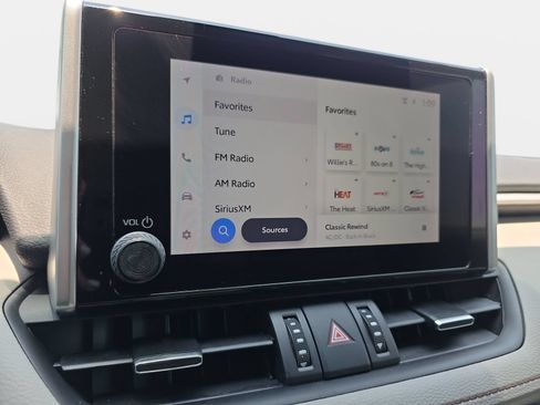 Used 2023 Toyota RAV4 XLE Premium FWD image 21