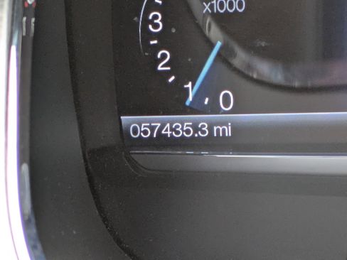 Used 2018 Ford Taurus SEL w/ Equipment Group 201A image 23