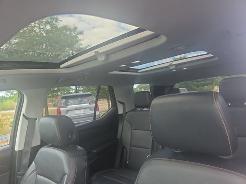 Certified 2018 Chevrolet Traverse Premier w/ Driver Confidence II Package FWD image 25
