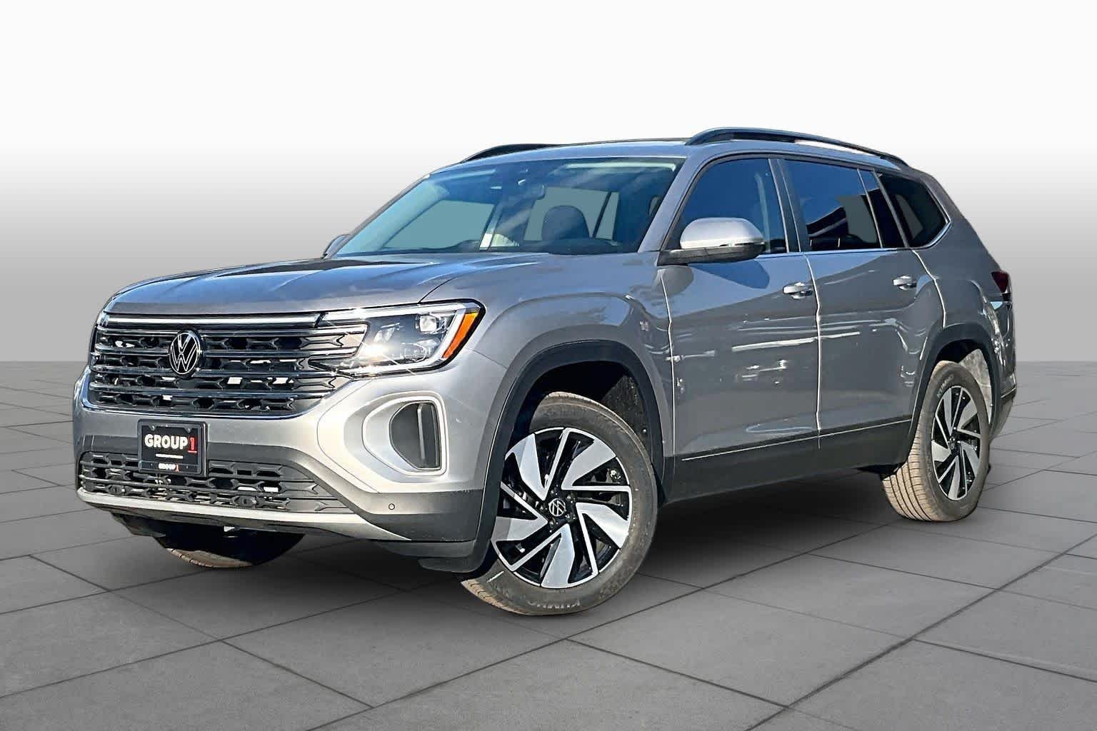 New 2026 Volkswagen Atlas SE FWD image 1