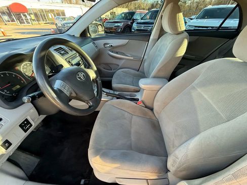 Used 2012 Toyota Corolla LE image 10