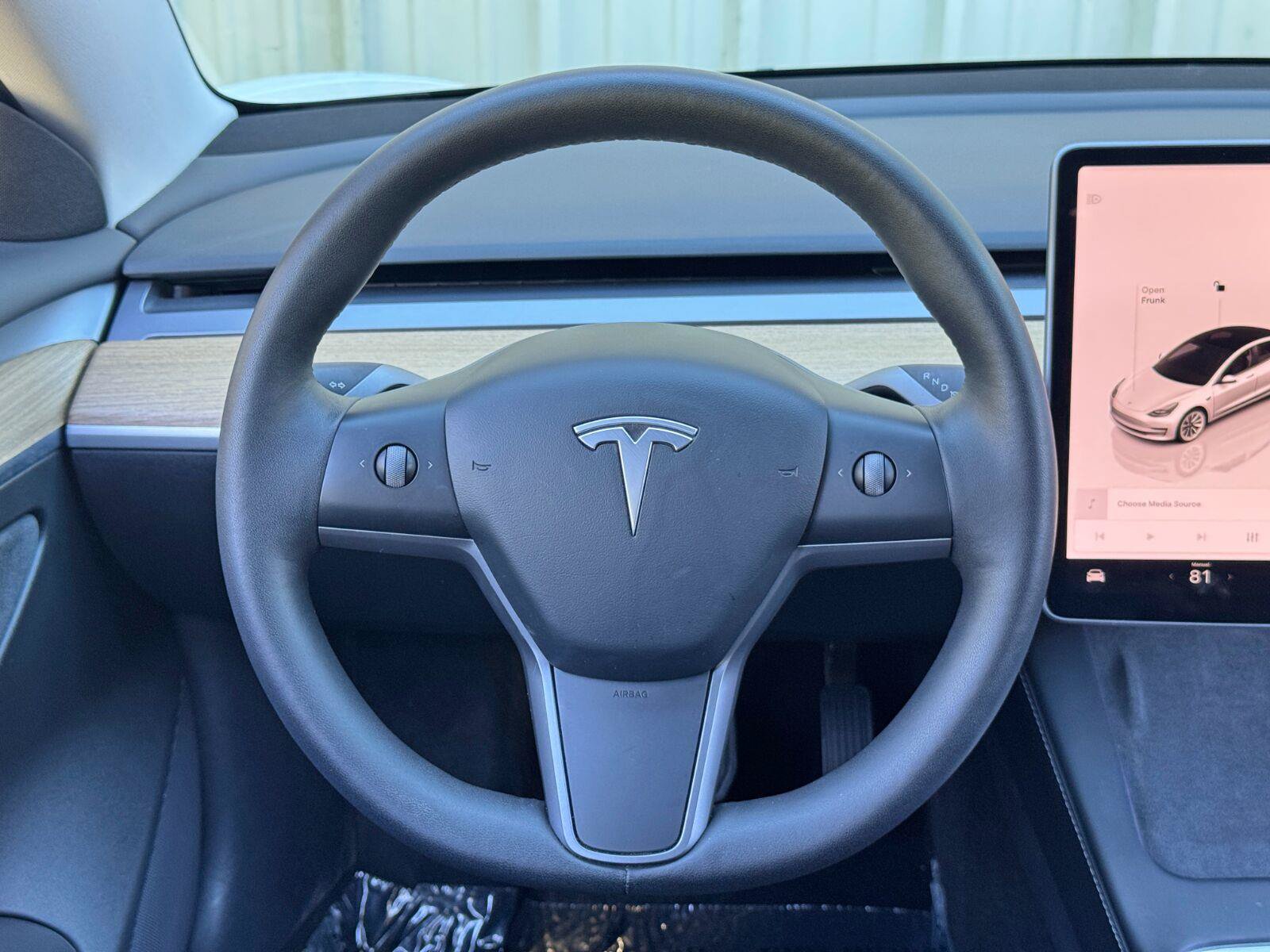 Used 2022 Tesla Model 3 Long Range AWD/4WD image 18