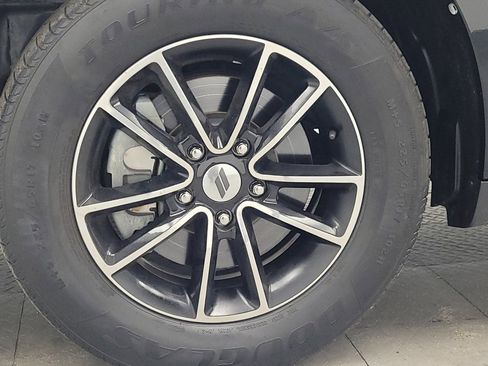 Used 2018 Dodge Journey SXT w/ Blacktop Package FWD image 31