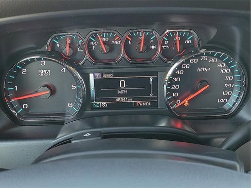 Used 2018 Chevrolet Silverado 1500 LT w/ Texas Edition image 17