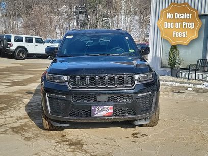 New 2026 Jeep Grand Cherokee Limited w/ Limited Altitude Package