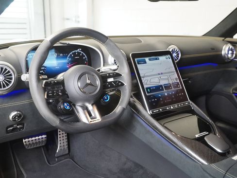 Certified 2025 Mercedes-Benz AMG GT 63 image 15