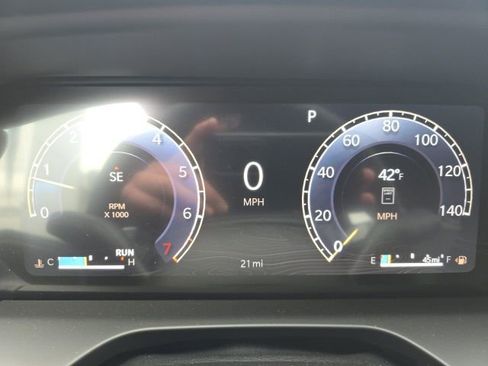 New 2026 Jeep Grand Cherokee Laredo image 12