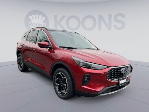 New 2026 Ford Escape Platinum w/ Premium Technology Package image 10