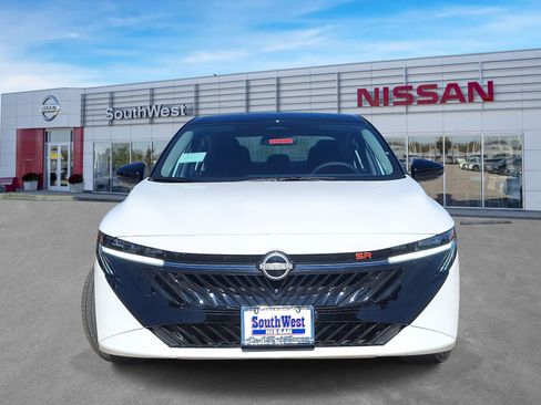 New 2026 Nissan Sentra SR w/ Floor Mat Package image 10