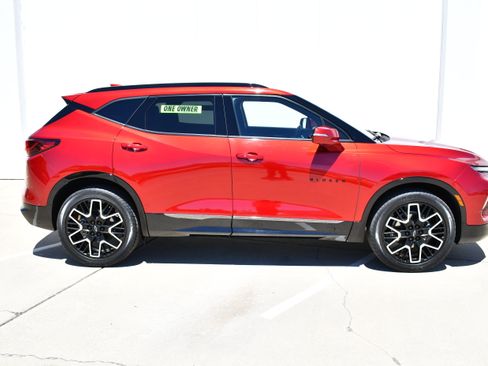 Used 2023 Chevrolet Blazer RS w/ Driver Confidence II Package FWD image 5