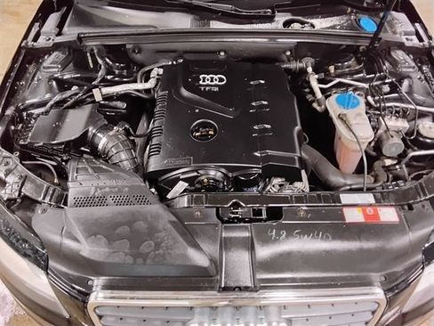 Used 2009 Audi A4 2.0T Premium FWD image 9