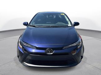 Used 2024 Toyota Corolla LE video 3