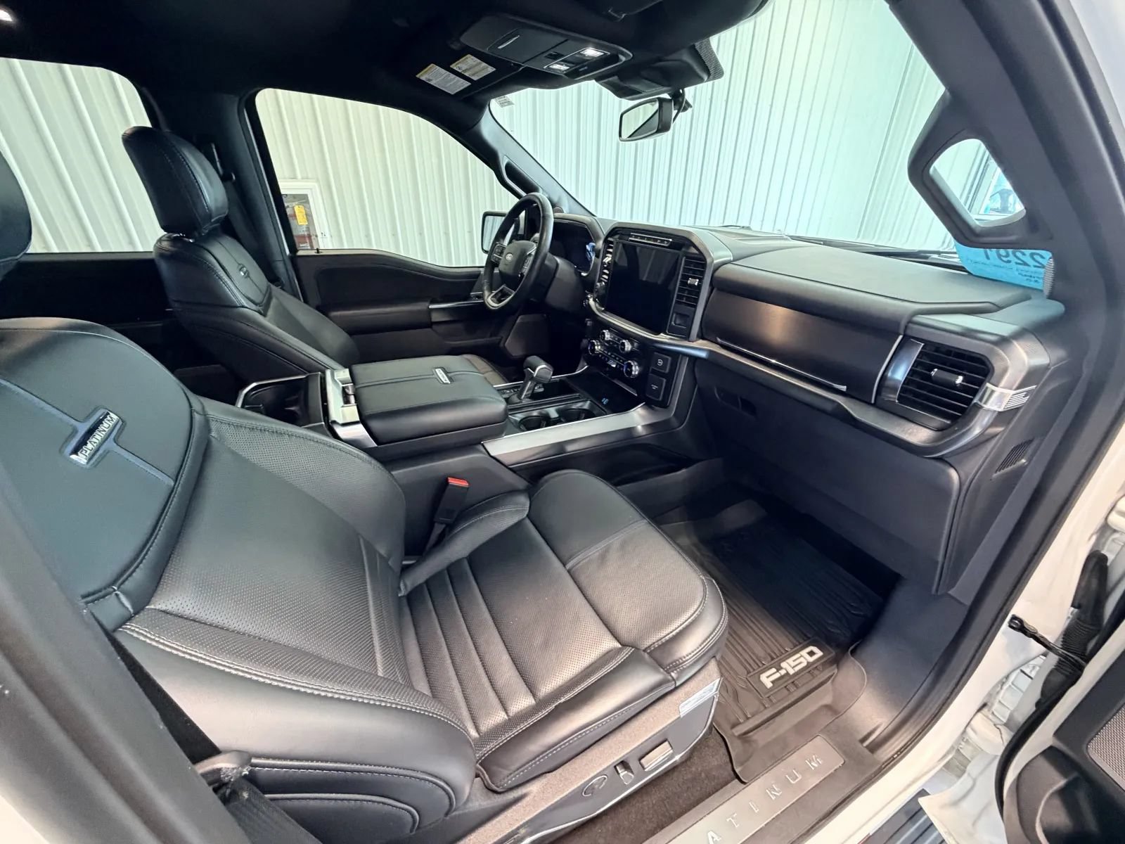Used 2024 Ford F150 Platinum w/ FX4 Off-Road Package AWD/4WD image 30