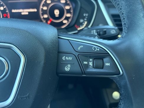 Used 2018 Audi Q5 Prestige w/ Prestige Package image 16