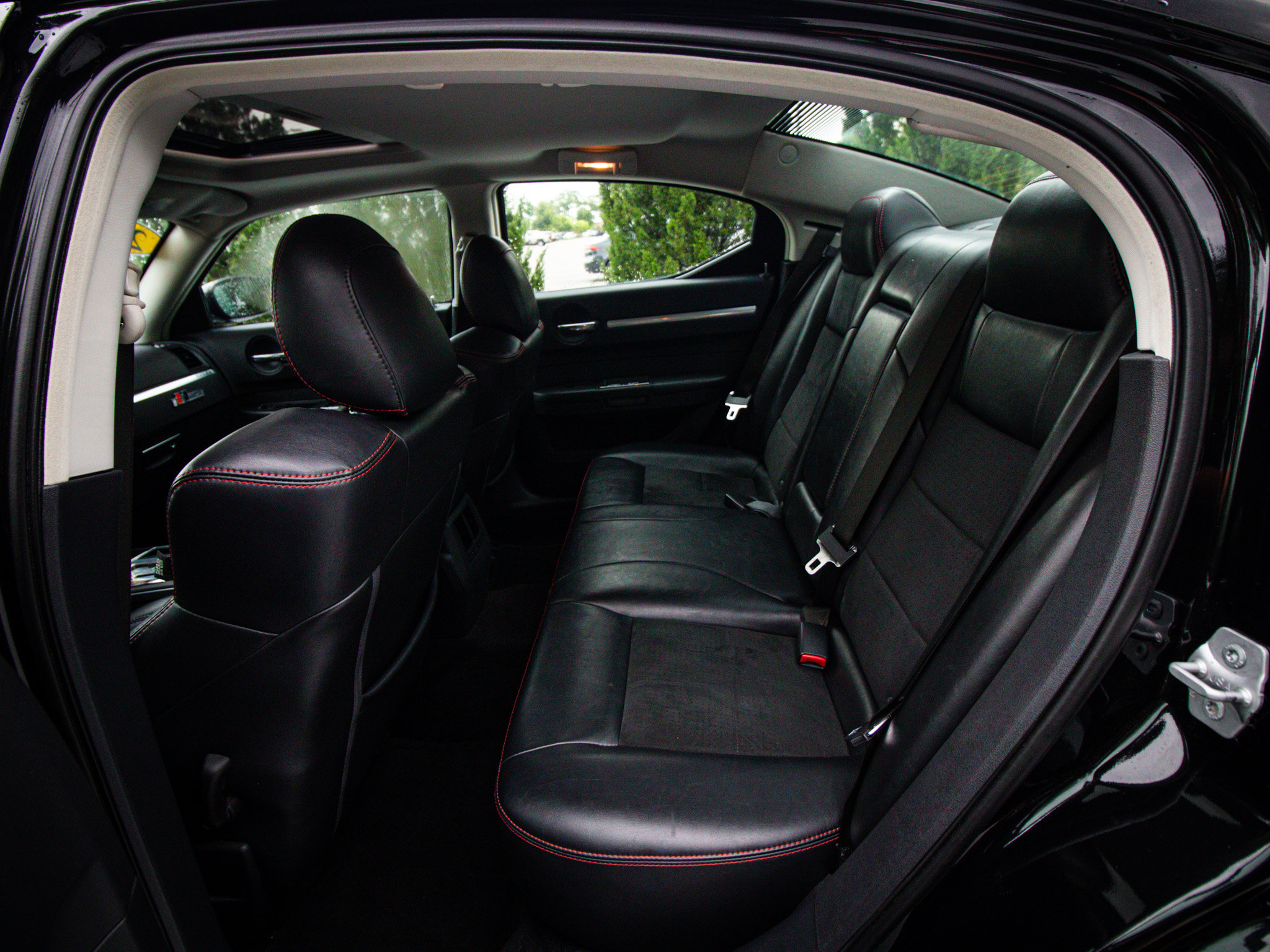 Used 2009 Dodge Charger R/T RWD image 30