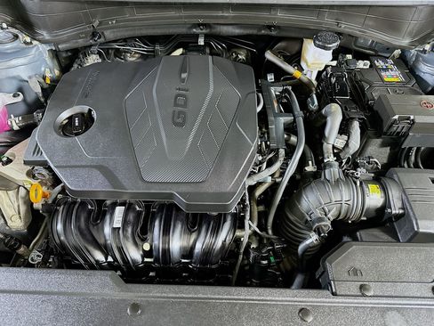 Used 2025 Kia Sportage LX image 32