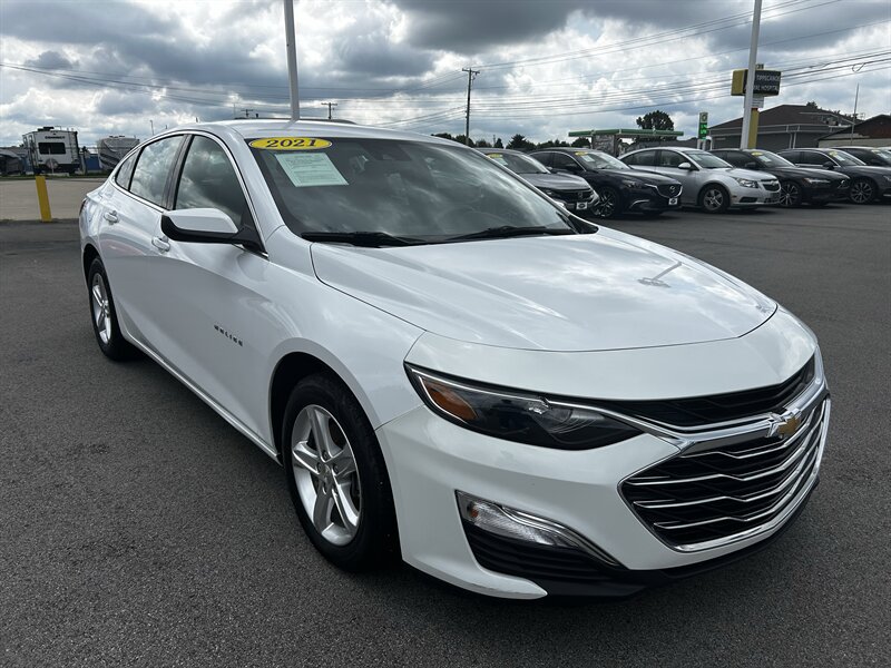Used 2021 Chevrolet Malibu LS w/ Driver Confidence Package II FWD image 1