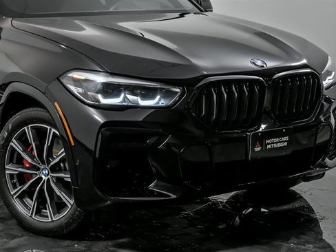 Used 2023 BMW X6 xDrive40i w/ M Sport Package image 2