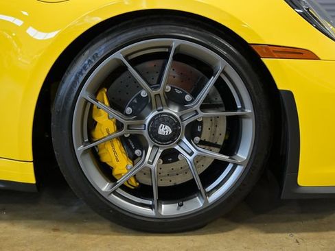 Used 2022 Porsche 911 GT3 RWD image 23