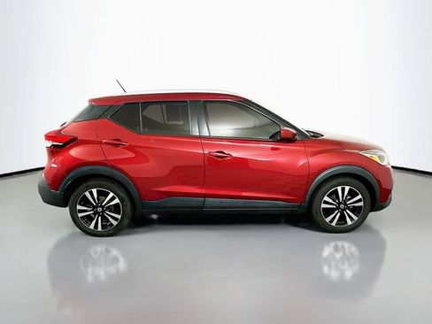Used 2020 Nissan Kicks SV image 8