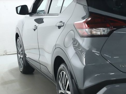 Used 2023 Nissan Kicks SV FWD image 42