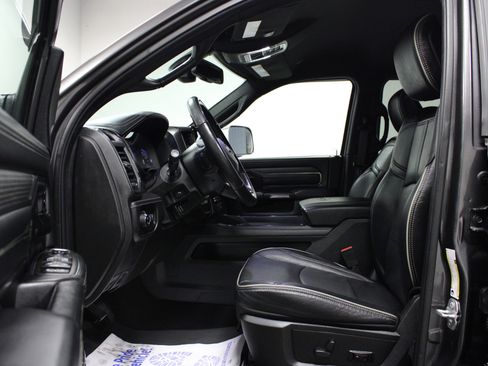 Used 2022 RAM 2500 Limited image 12