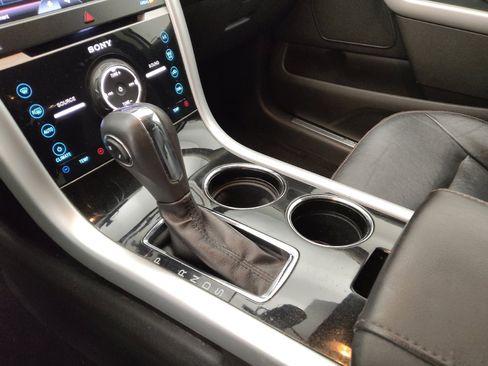 Used 2014 Ford Edge Limited image 26