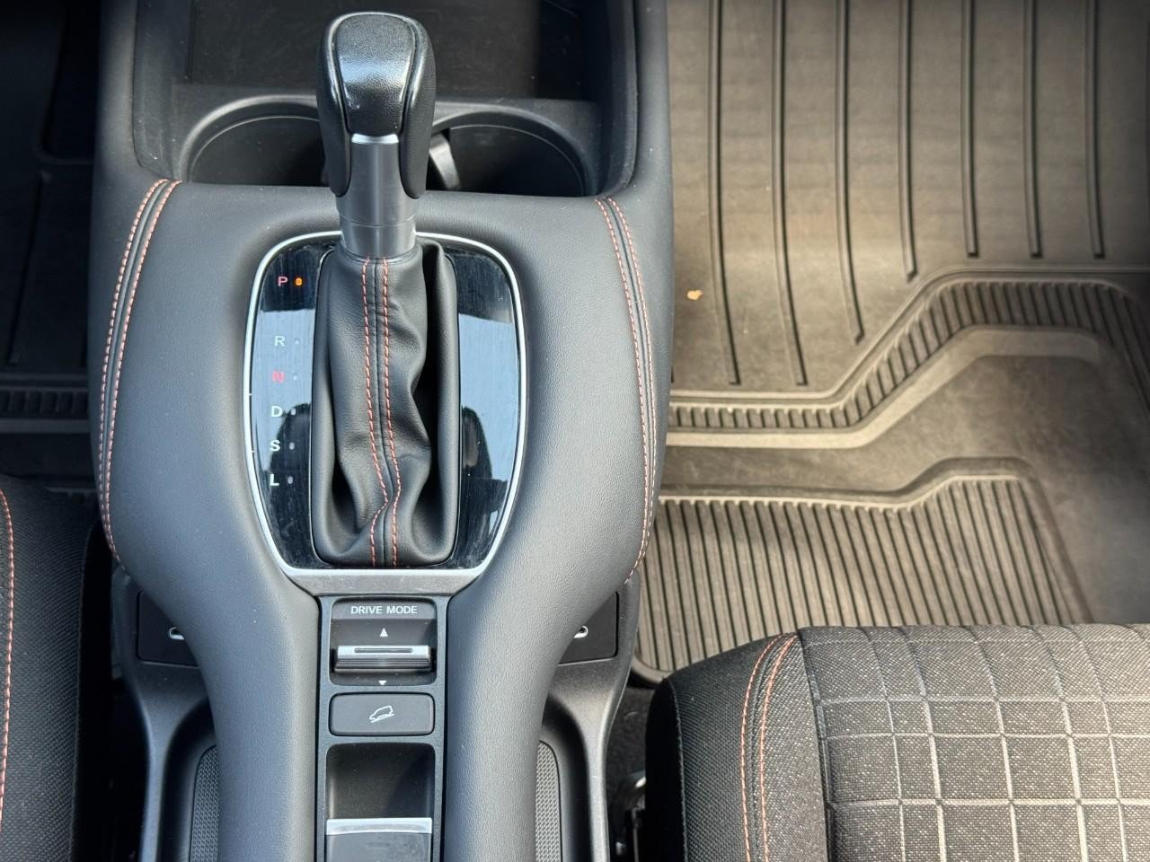 Certified 2025 Honda HR-V Sport image 15