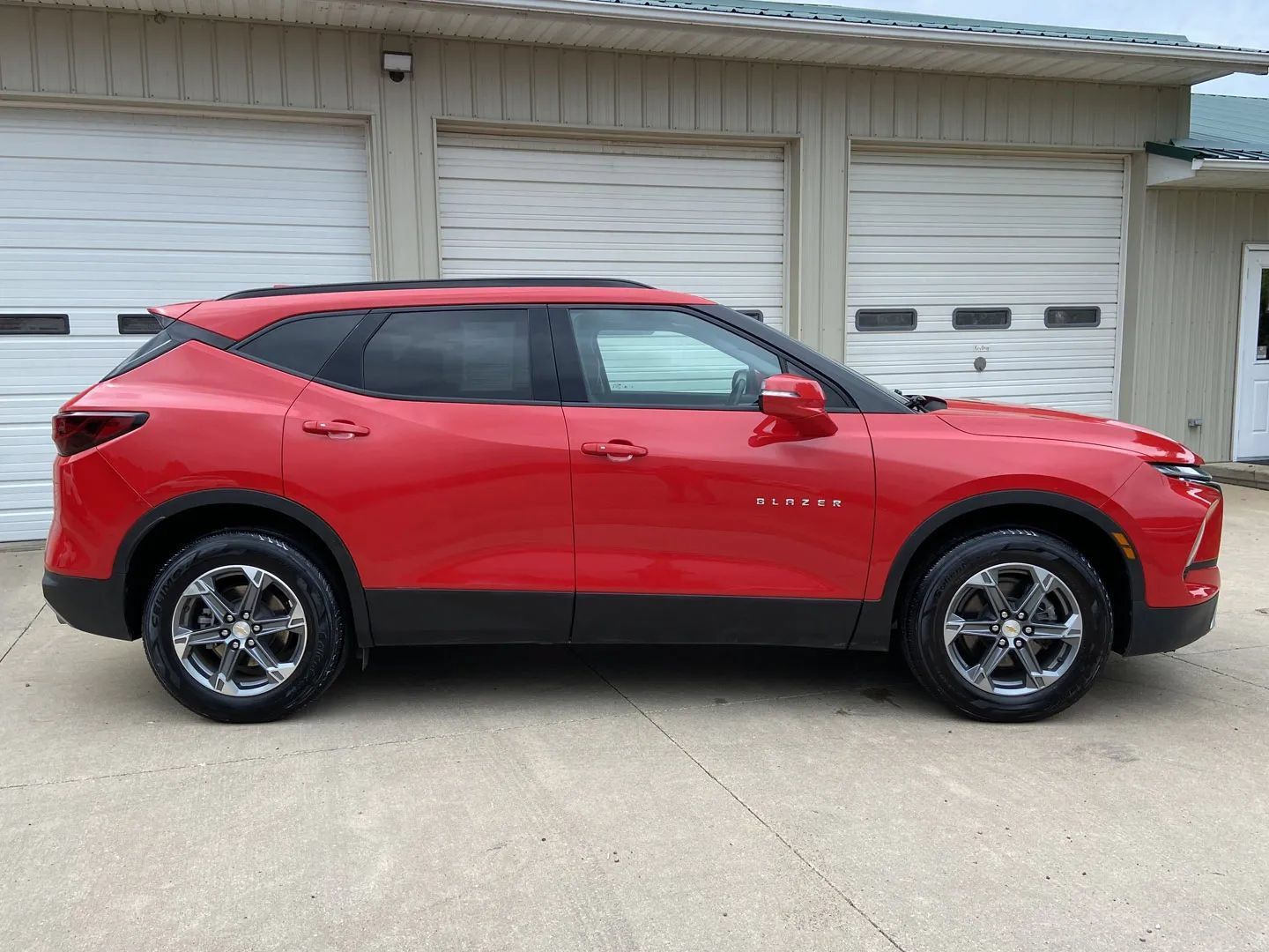 Used 2024 Chevrolet Blazer LT AWD/4WD image 8