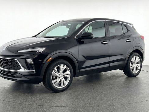 Used 2025 Buick Encore GX Preferred image 3