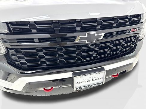 Used 2024 Chevrolet Tahoe Z71 w/ Luxury Package AWD/4WD image 24