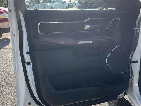 Used 2022 RAM 1500 Laramie AWD/4WD image 20