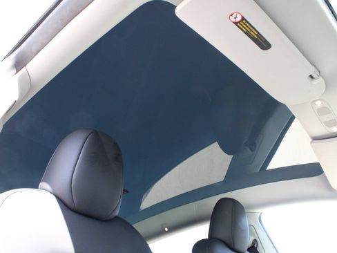 Used 2024 Tesla Model Y Long Range RWD image 20