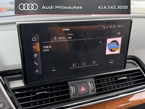 Used 2024 Audi Q5 e Premium Plus w/ Premium Plus Package AWD/4WD image 31