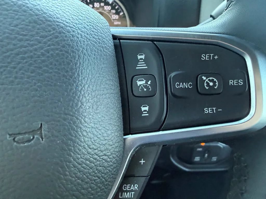Used 2026 RAM 2500 Big Horn AWD/4WD image 21