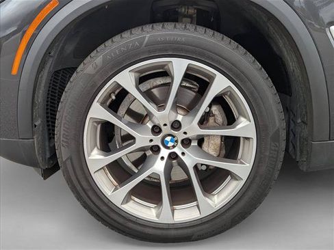 Used 2022 BMW X5 sDrive40i w/ Premium Package RWD image 9