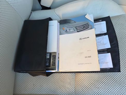 Used 2013 Lexus GX 460 image 39