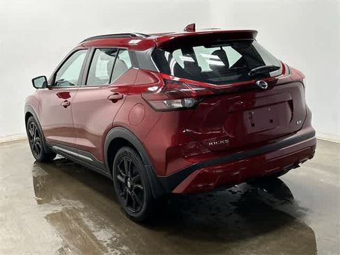Used 2021 Nissan Kicks SR w/ SR Premium Package image 30