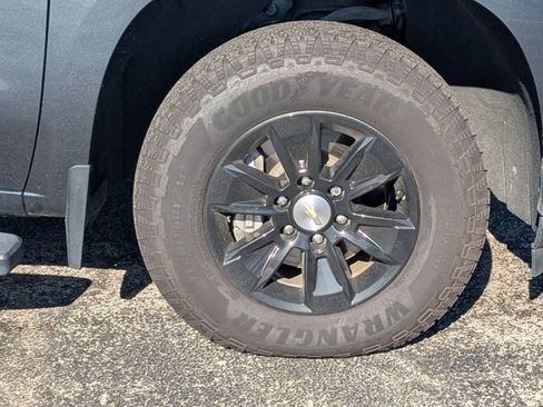 Used 2020 Chevrolet Silverado 1500 LT w/ All-Star Edition image 10