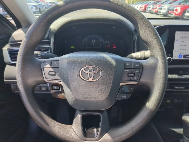 Used 2026 Toyota Camry LE FWD image 30