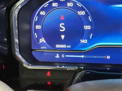 Used 2023 Chevrolet Silverado 1500 RST RWD image 8