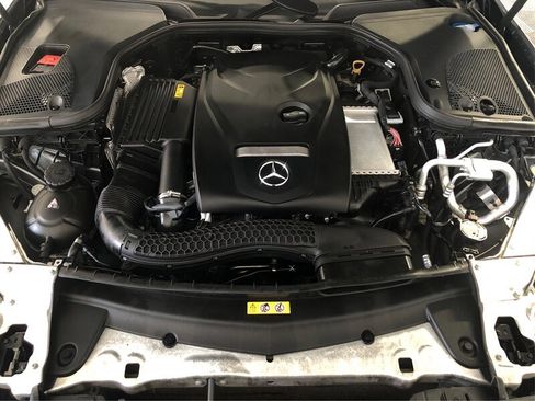 Used 2018 Mercedes-Benz E 300 image 11