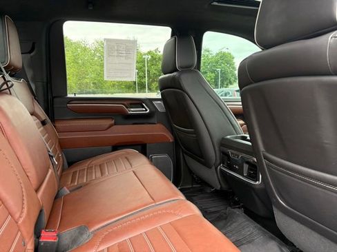 Used 2024 GMC Sierra 2500 Denali Ultimate w/ Max Trailering Package AWD/4WD image 18