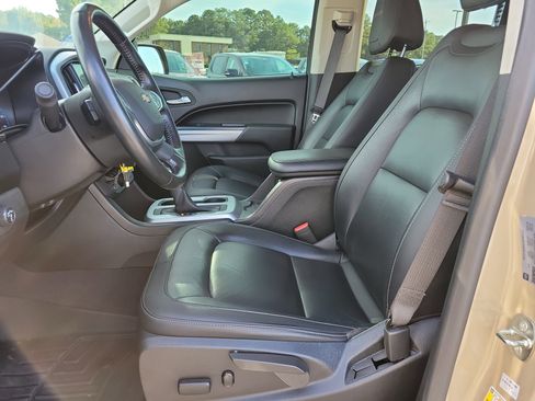 Used 2022 Chevrolet Colorado ZR2 image 13