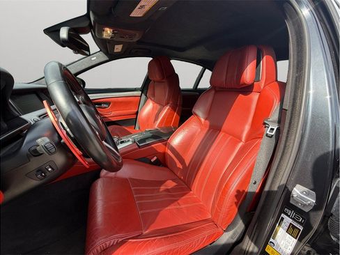 Used 2014 BMW M5 RWD image 2