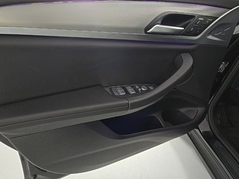 Certified 2025 BMW X4 xDrive30i w/ Premium Package image 16