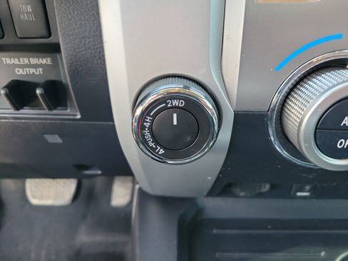 Used 2018 Toyota Tundra Limited image 13