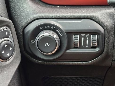 Certified 2021 Jeep Wrangler Rubicon AWD/4WD image 30